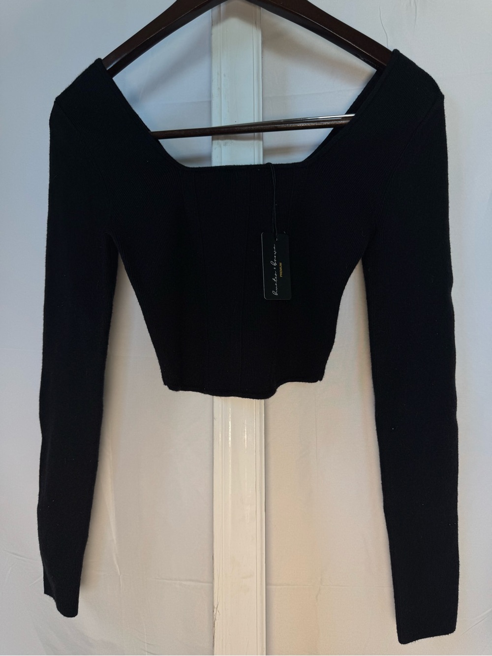 Black Cropped Ribbed Long Sleeve Top